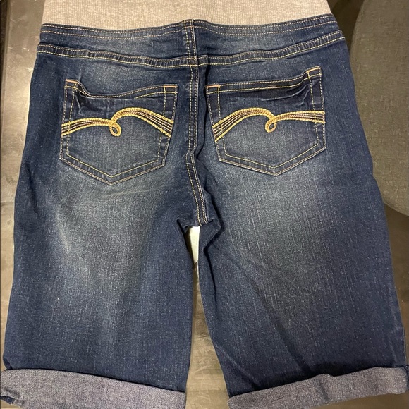 Girls Denim Shorts - Picture 2 of 3